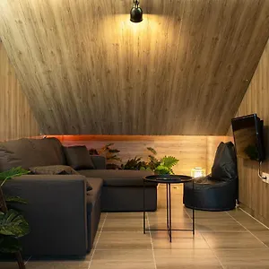 https://perfect-stay-central-suite.hotelschalkidiki.net