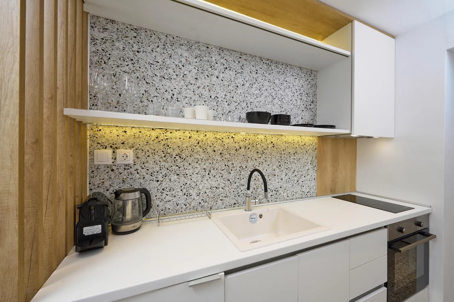 Elephant Suites Salonic 0*,